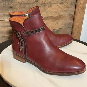 Pikolinos Dark Brown Leather Boots with Braided Detail